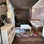 05 Grand studio near Châtelet